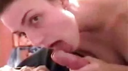Succesvolle hahal passionately geneukt een vrouw in de gratis sex filmpjes kijken keel