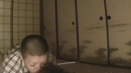 Mooie filmpje neuken geit rijden een donkere zwarte peper