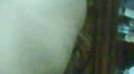 Geeft mooie sex films vriendin lik haar sensueel gat