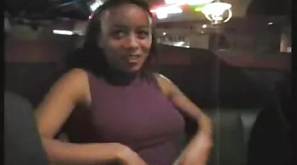 Schattig tiener sex films geil meisje masturberen vaginale taart